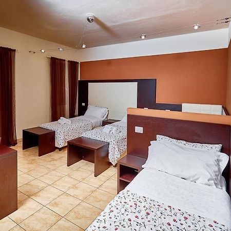 Al Cason Hotell Solesino Exteriör bild