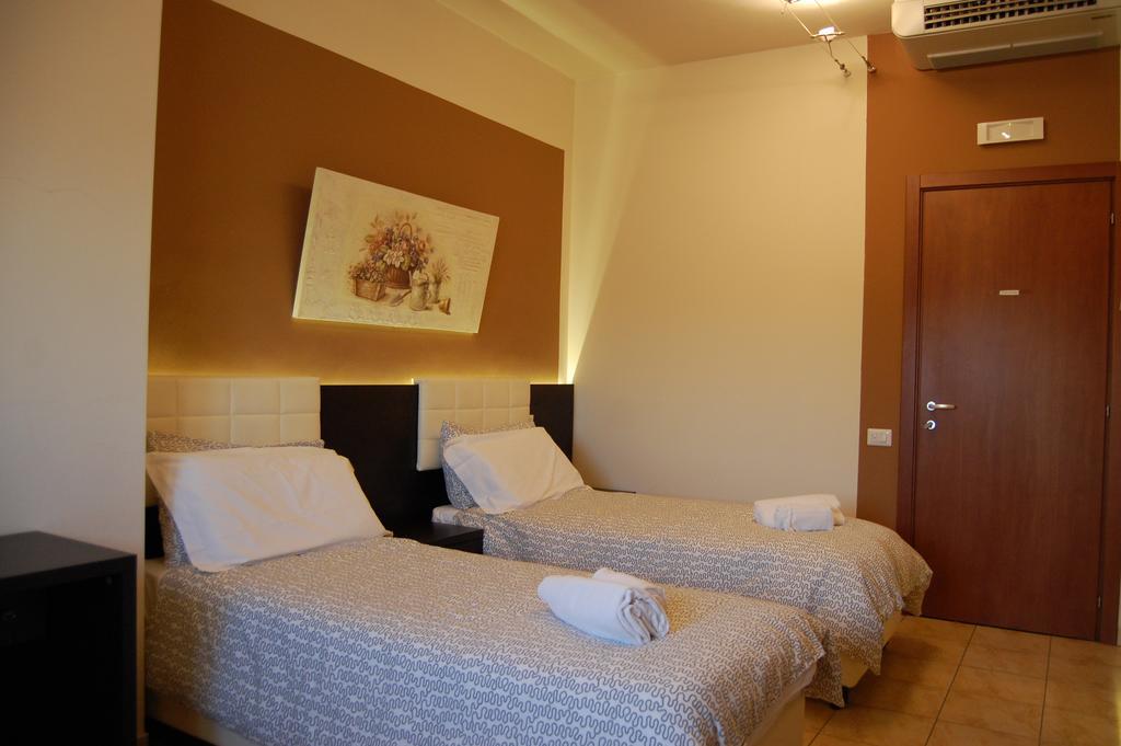 Al Cason Hotell Solesino Exteriör bild
